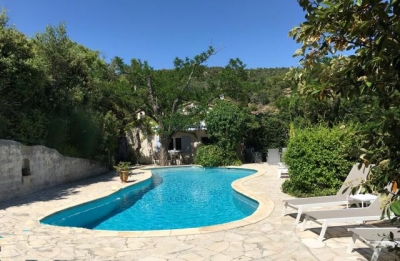 Villa 'Villa souleiadito' à Fréjus
