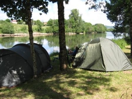 'CAMPING Le Clos Bouyssac * * *' à Touzac