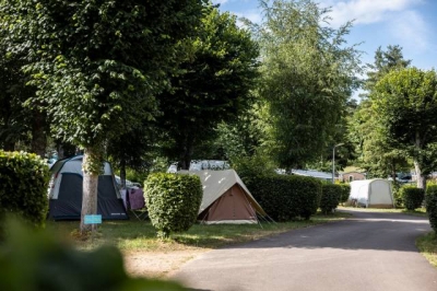 Camping 'Camping Paradis l'Europe' en Auvergne