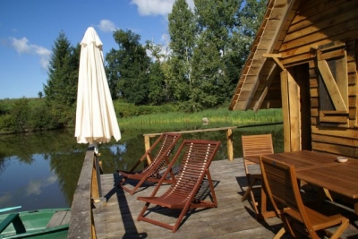Chambre d'hôte 'Cabanes sur pilotis' en Saone et Loire