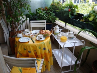 Chambre d'hôte 'B & b casanita' à Nanterre
