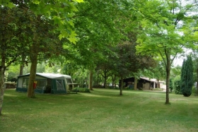 Camping 'Camping ruisseau du treil' à Larnagol
