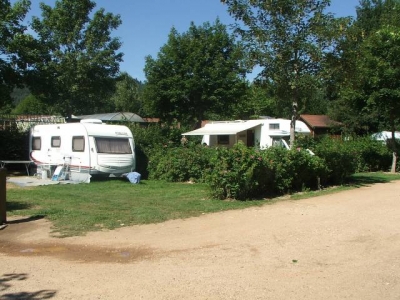 Camping 'Camping les 3 chênes' en Auvergne