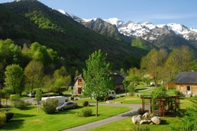 Camping 'Camping pyrenees natura' à Estaing