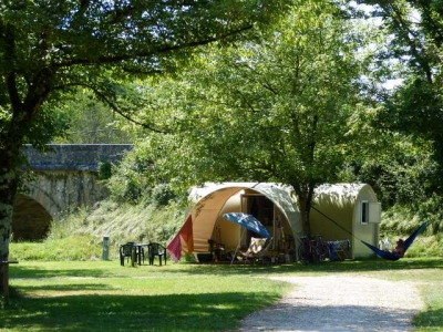 Chalet, mobil-home, bungalow 'Camping le petit pyrénéen' en Ariege