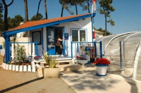 Camping 'Camping les flots bleus' à La faute sur mer