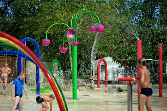 Camping 'Sunêlia le ranc davaine' à Saint alban auriolles