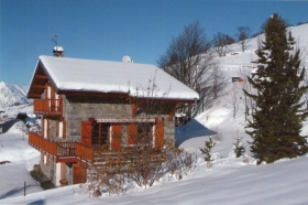Maison / Villa 'Chalet le flocon' à Les menuires