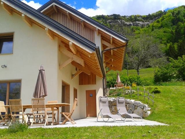 Gîte de séjour 'La grange aux ecureuils' à Montagnole