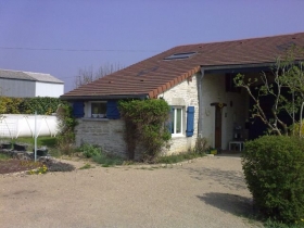 Gîte rural 'Le nid' à Molay