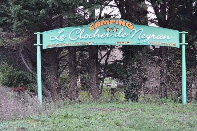 Camping 'Le clocher de neyran' à St gervais sur mare
