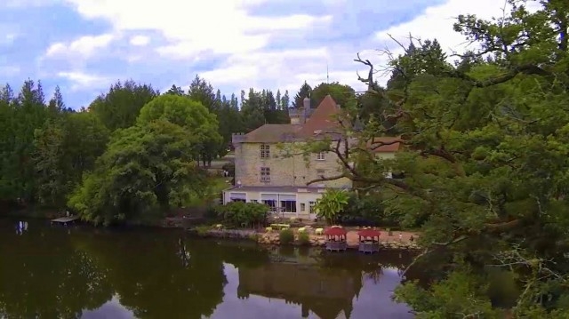 Chambre d'hôte 'Château le verdoyer' à Champs romain